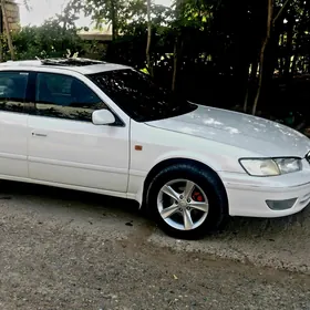Toyota Camry 1998