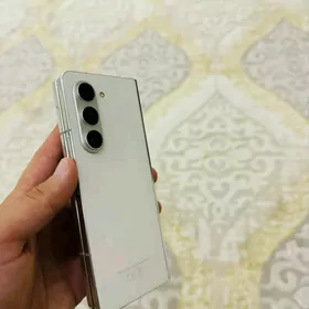samsung Fold 5