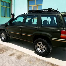 Jeep Grand Cherokee 4xe 2005