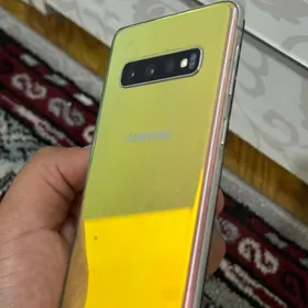 Samsung S10