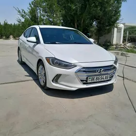 Hyundai Elantra 2018