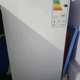 midea haladilnik