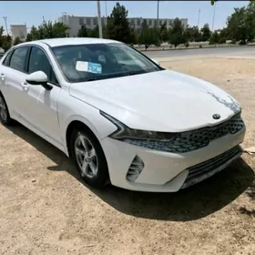 Kia K5 2021