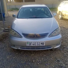 Toyota Camry 2005