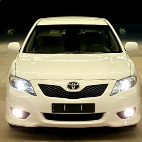 Toyota Camry 2010