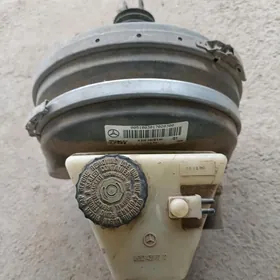 Mercedes W210