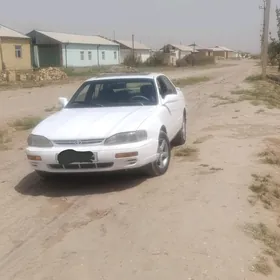 Toyota Camry 1993