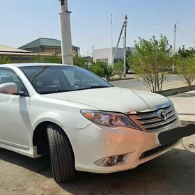 Toyota Avalon 2011