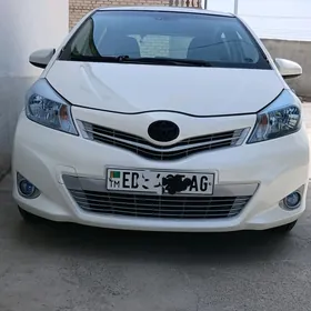 Toyota Yaris 2012