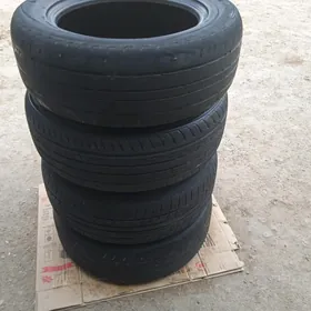 215/60/16