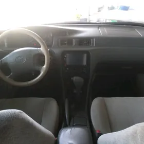 Toyota Camry 2000