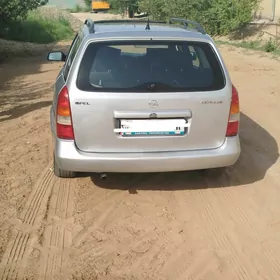 Opel Astra 2000
