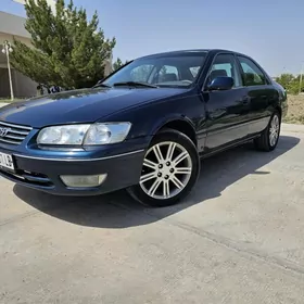 Toyota Camry 2000