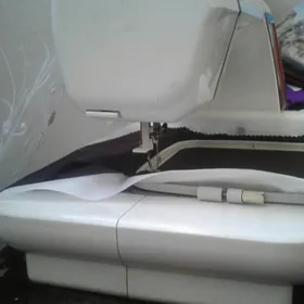 Janome230