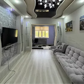 3 ком Мир 3 Юбилейная
