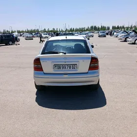 Opel Astra 2003