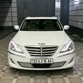 Hyundai Genesis 2012
