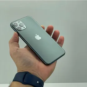 iPhone 11 Pro.