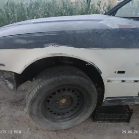 e34 krylo