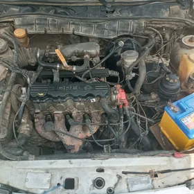 Opel Vectra 1991