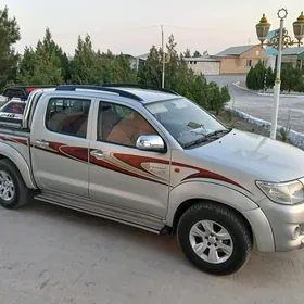 Toyota Hilux 2013