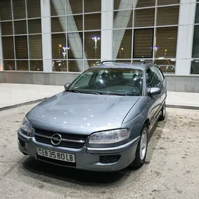 Opel Omega 1995