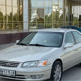 Toyota Camry 2001