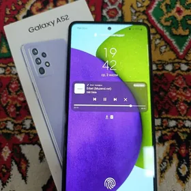 Galaxy A52