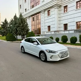 Hyundai Elantra 2018