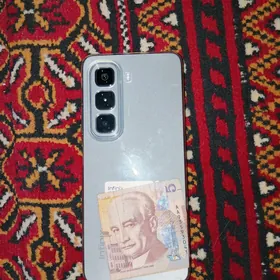 INFINIX Hot 50