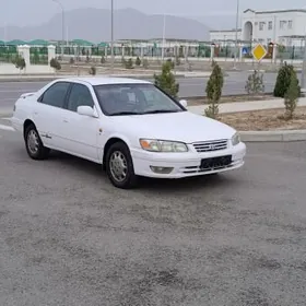 Toyota Camry 2001