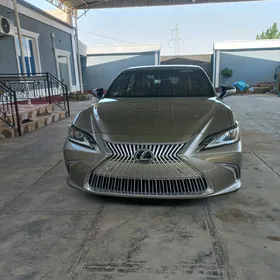 Lexus ES 350 2019