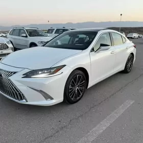 Lexus ES 350 2022