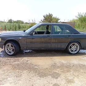 Mercedes-Benz 190E 1988