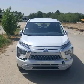 Mitsubishi Xpander 2024