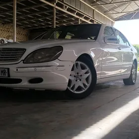 Mercedes-Benz S-Class 2002