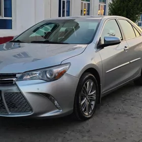 Toyota Camry 2017