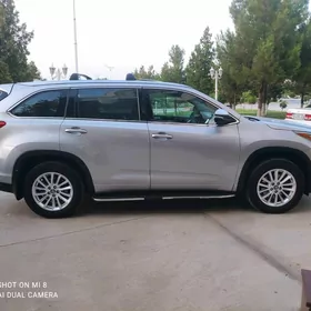 Toyota Highlander 2017