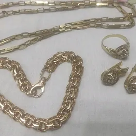 Gyzyl kamplekt