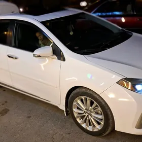 Toyota Corolla 2015