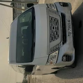 Nissan Urvan 2020