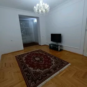 3 kom, 1 etaż, sentr