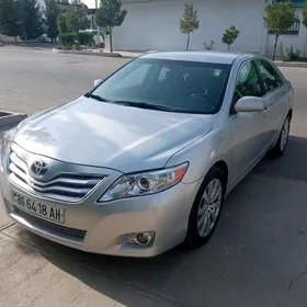 Toyota Camry 2011