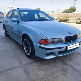 BMW E39 1998
