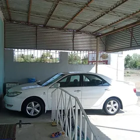 Toyota Camry 2004