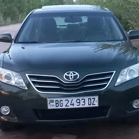 Toyota Camry 2011