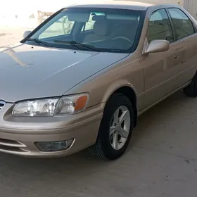 Toyota Camry 2000