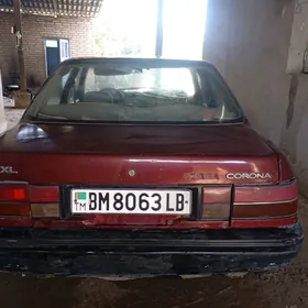 Toyota Corona 1989