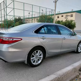 Toyota Camry 2015