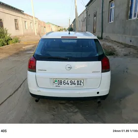 Opel Signum 2003